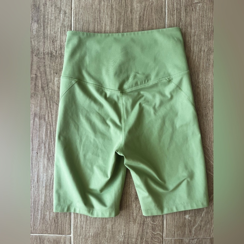 Girlfriend Collective High Rise Biker Shorts in Mantis - Picture 3 of 5